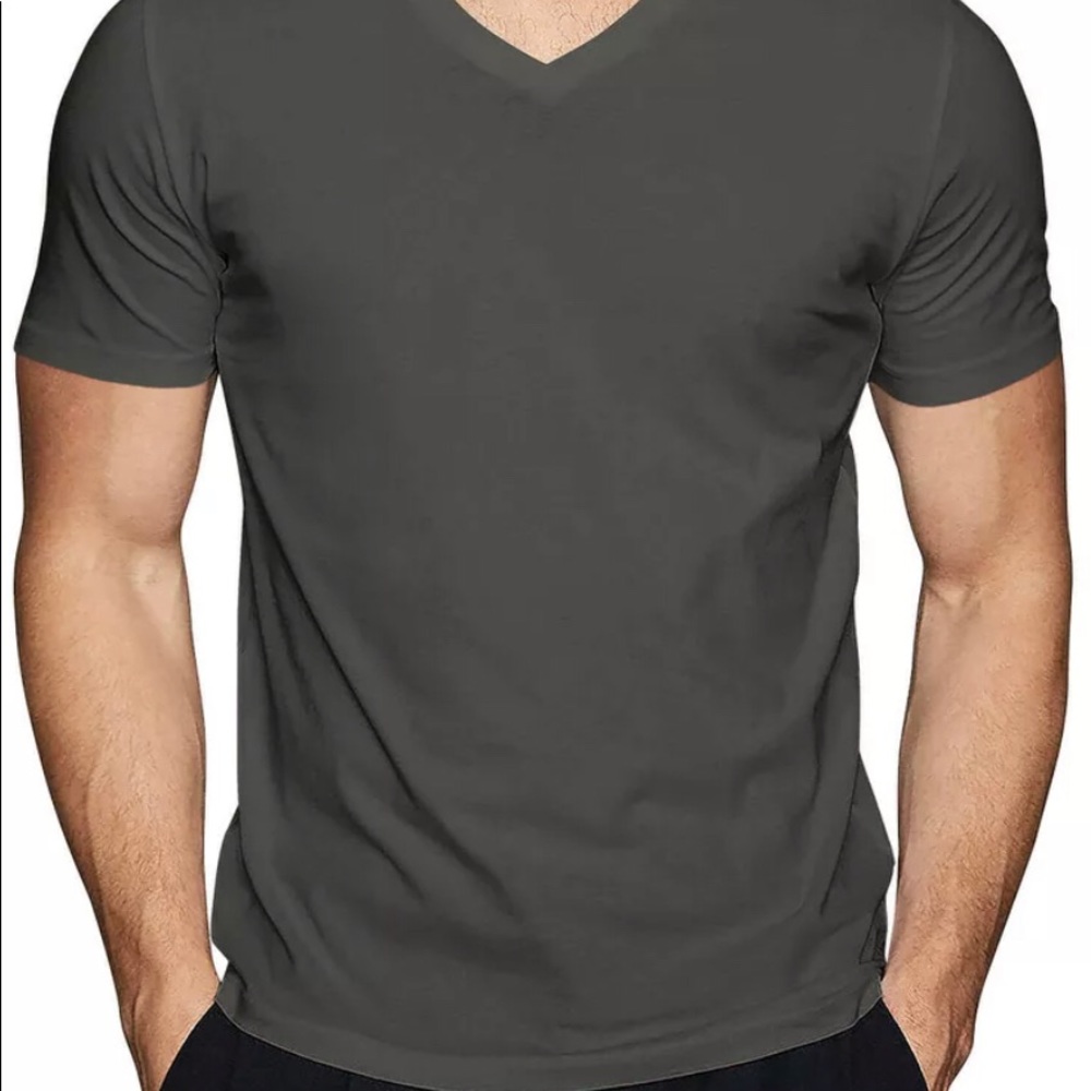 Gildan softstyle men’s v-neck tee